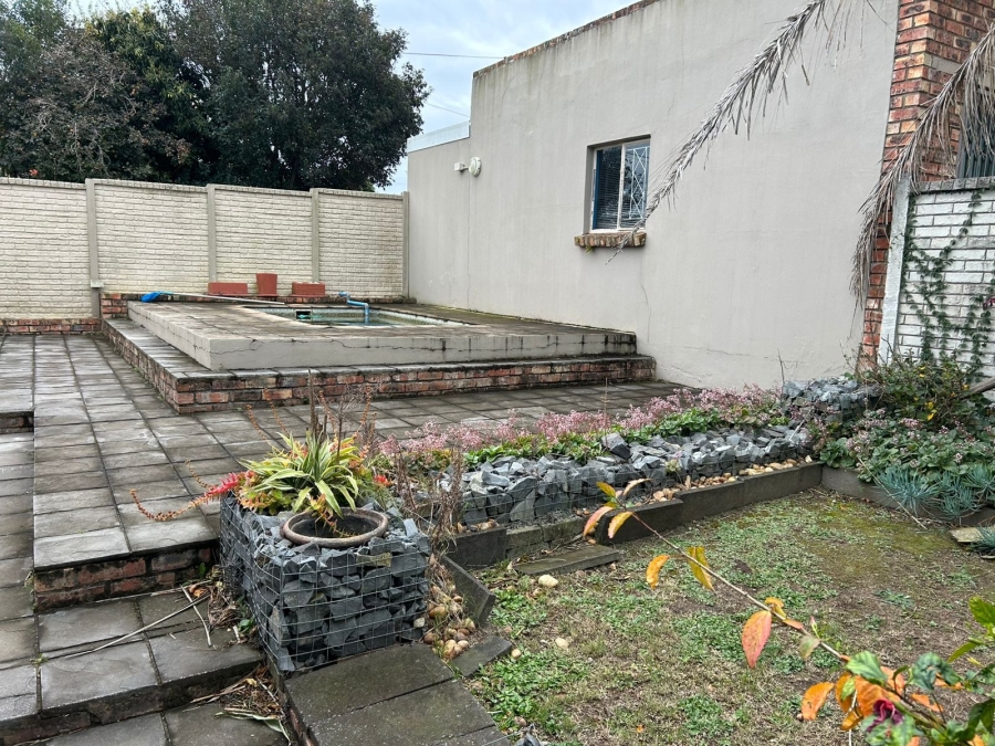 4 Bedroom Property for Sale in Saxilby Eastern Cape